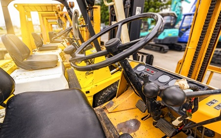 重機盗難を防げ！現場を守るGPS管理術