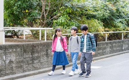 その不安、GPSで消せますか？わが子を守る新しい見守り術