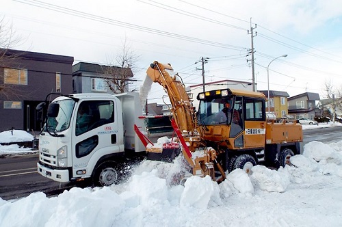 もはやAI技術のない除雪車管理システムは時代遅れに…